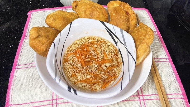 Bánh Gối Chiên