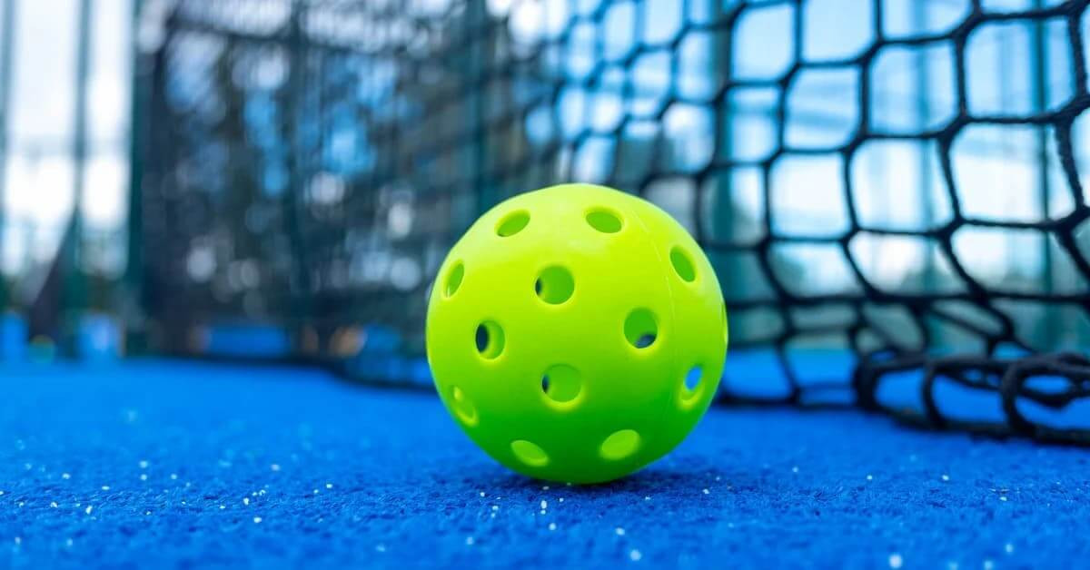 Các loại bóng chơi Pickleball