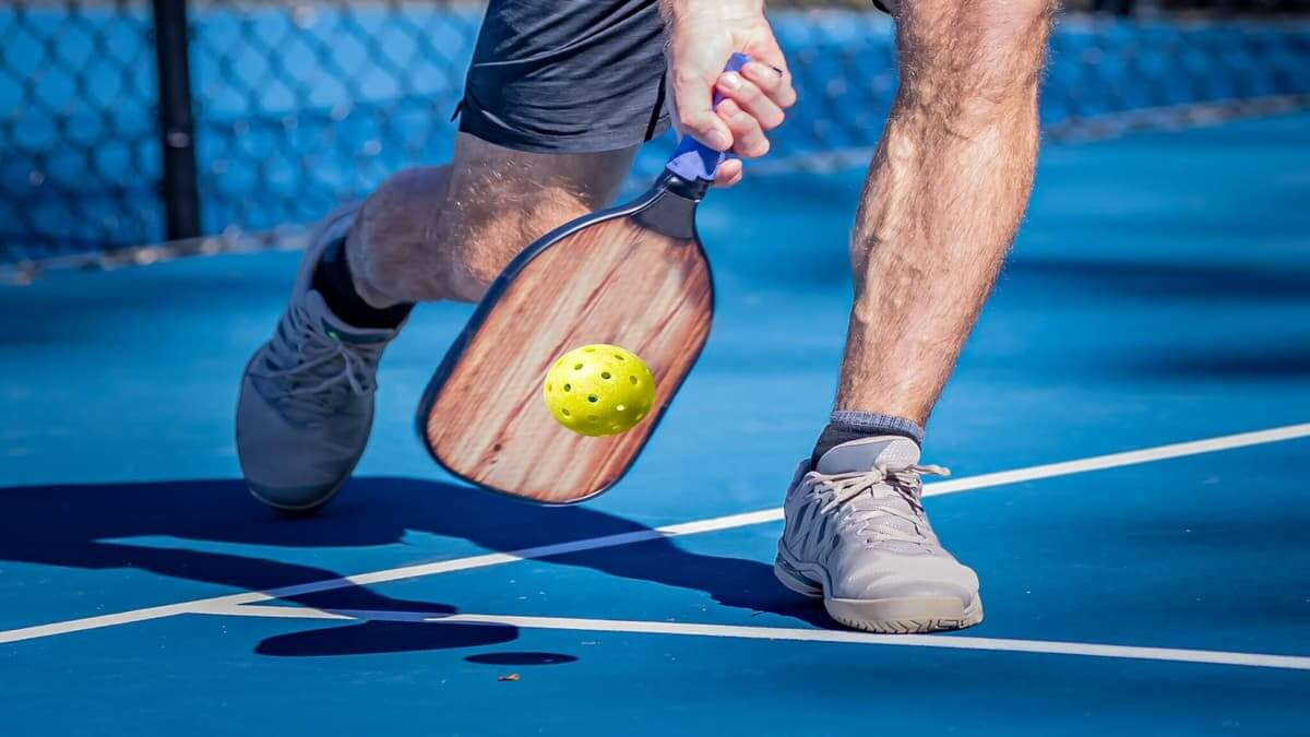 Các loại giày tập chơi Pickleball