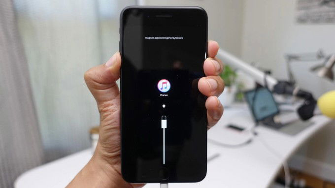 iOS 18 bị lỗi? Đây là cách hạ iOS 18 xuống iOS 17 hiệu quả nhất