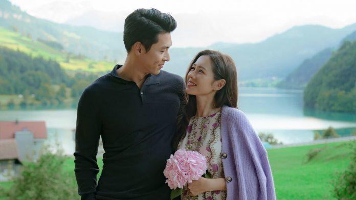 Son Ye Jin khiến fan phát sốt vì đăng ảnh mặc “váy cưới”