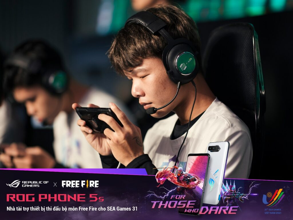 ASUS tài trợ ROG Phone 5s để tuyển thủ Free Fire Việt Nam cháy hết mình tại SEA Games 31