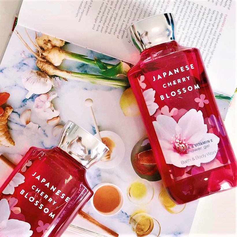 Bath &amp; Body Works Japanese Cherry Blossom Shower Gel