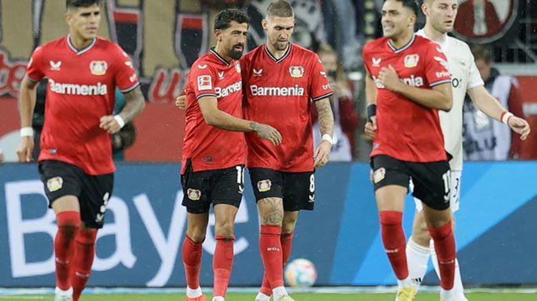 Bayer Leverkusen tấn công mạnh mẽ vào khung thành Union Berlin