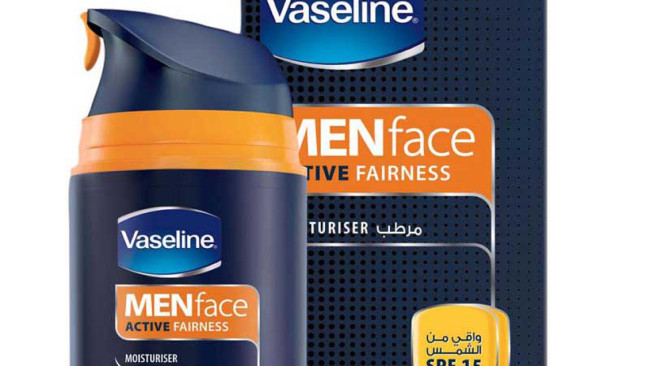 Kem dưỡng trắng da cho nam Vaseline