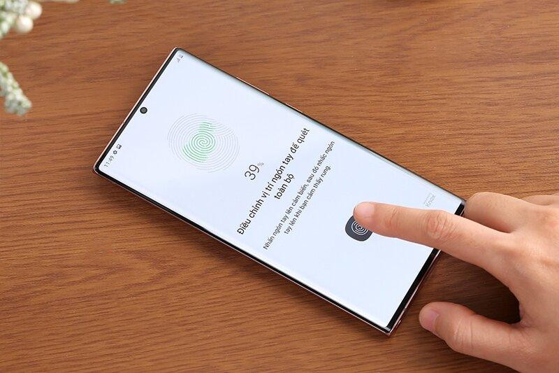 Màn hình sắc nét trên Samsung Galaxy Note 20 Ultra