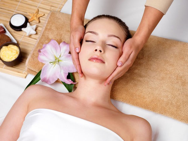 Các Phương Pháp Massage Mặt Chống Lão Hóa Hiệu Quả Cho Nhanh