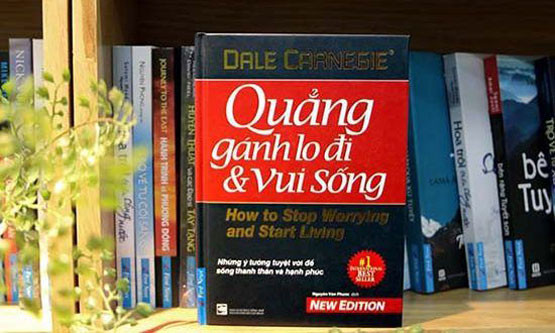 Khám Phá Cuốn Sách “Quẳng Gánh Lo Đi và Vui Sống” – Dale Carnegie