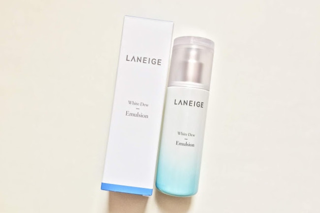 Sữa dưỡng da Laneige White Dew Emulsion