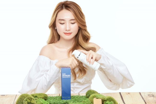 Sữa dưỡng da mặt Clear Skin Emulsion Shin Nee