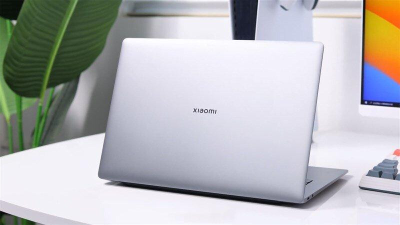 Đánh Giá Chi Tiết Laptop Xiaomi Book Pro 16: Thiết Kế Sang Trọng và Hiệu Năng Vượt Trội