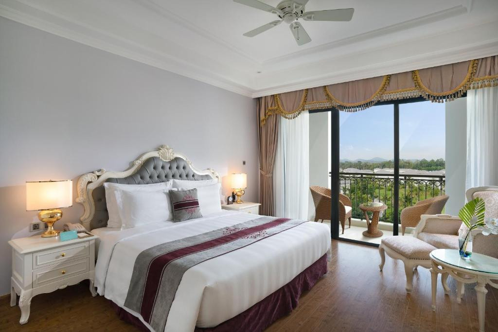 Khách sạn Sheraton Phú Quốc Long Beach Resort