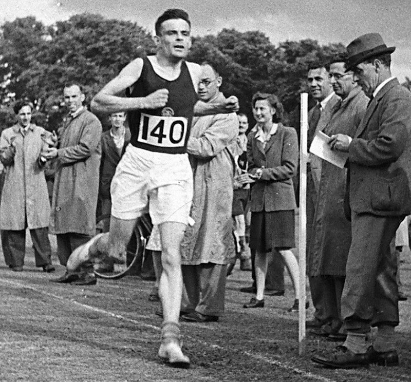 Alan Turing: Thiên tài toán học đam mê marathon