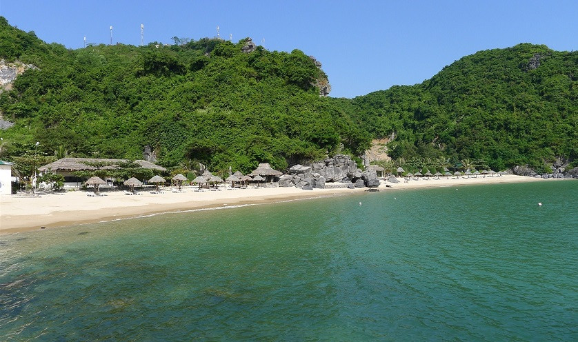 Bãi tắm Cát Cò