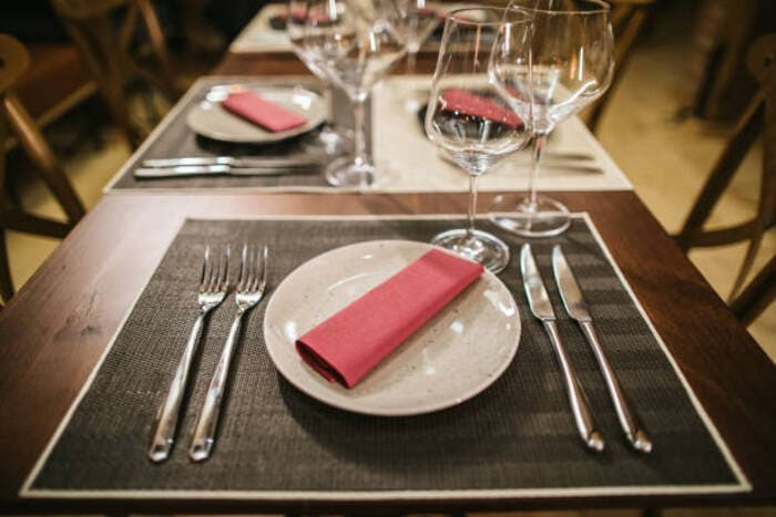 Bài trí bàn ăn chuẩn Fine Dining