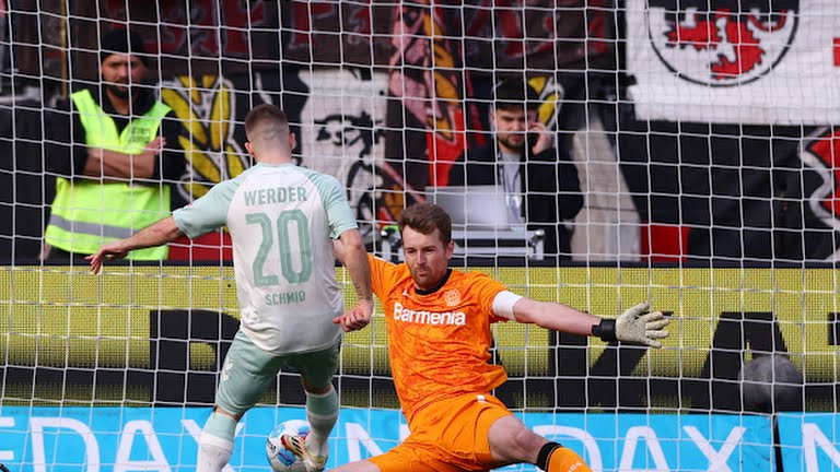 Leverkusen 0-2 Werder Bremen: Phản công sắc bén; Người hùng trong khung gỗ