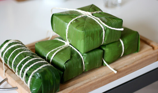 Bánh chưng xanh để cúng tổ tiên trong Tết