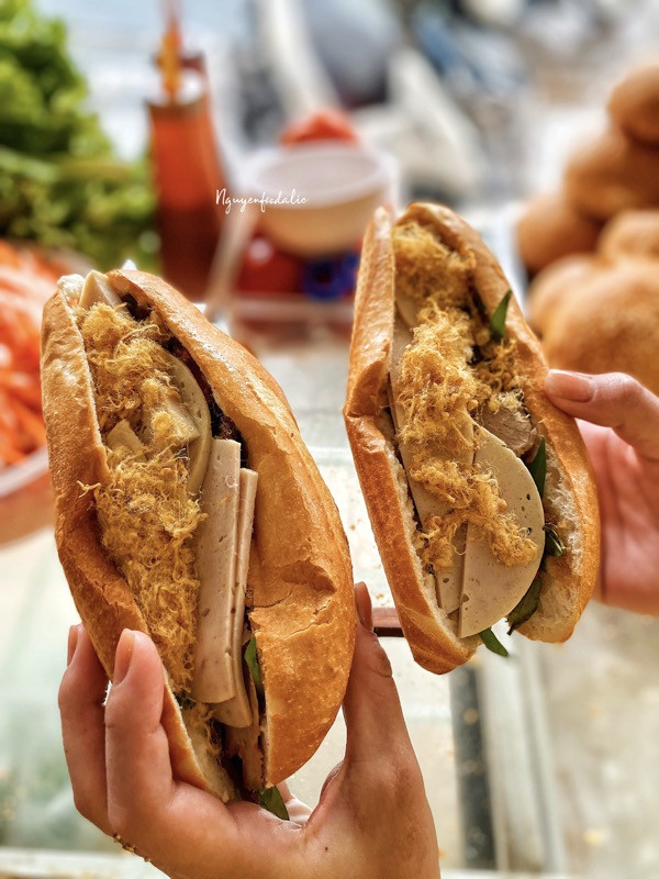 The BEST bánh mì on Phu Quoc Island
