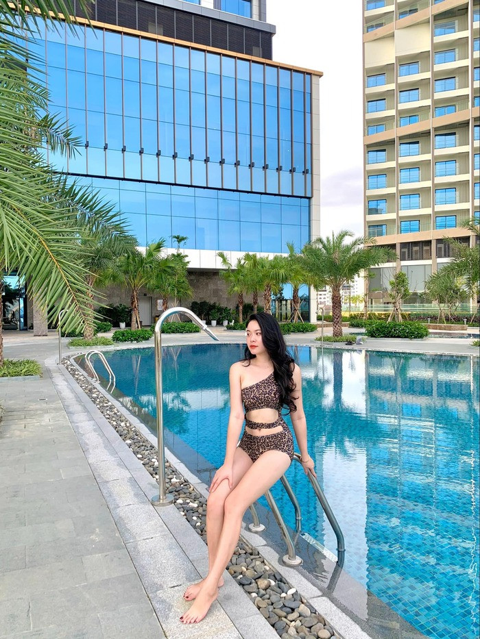 Bể bơi ngoài trời tại Mường Thanh Luxury Hạ Long Centre