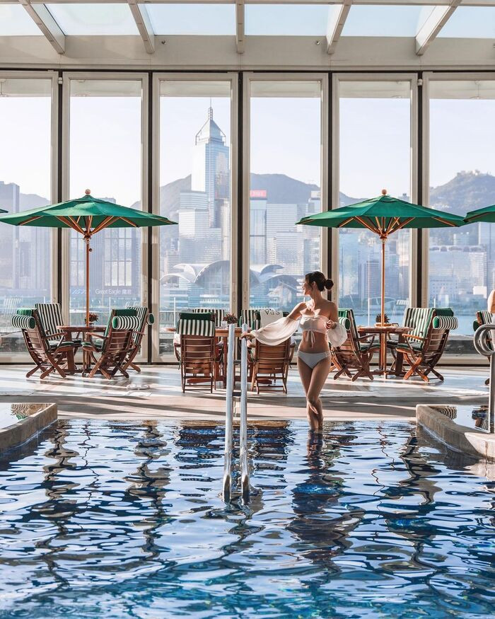 Bể bơi trong nhà tại The Peninsula Hong Kong