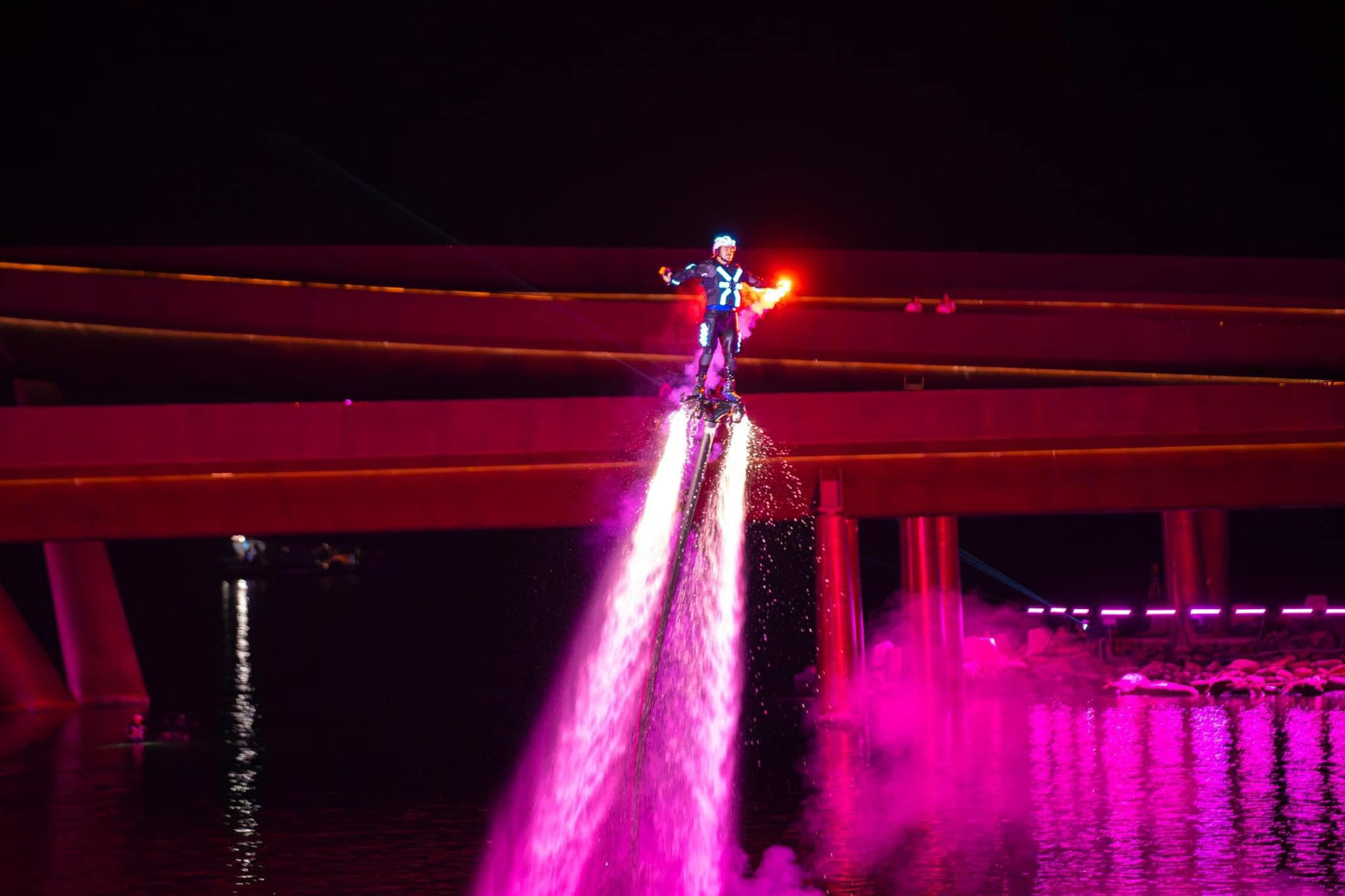 Biểu diễn Flyboard tại đỉnh cao