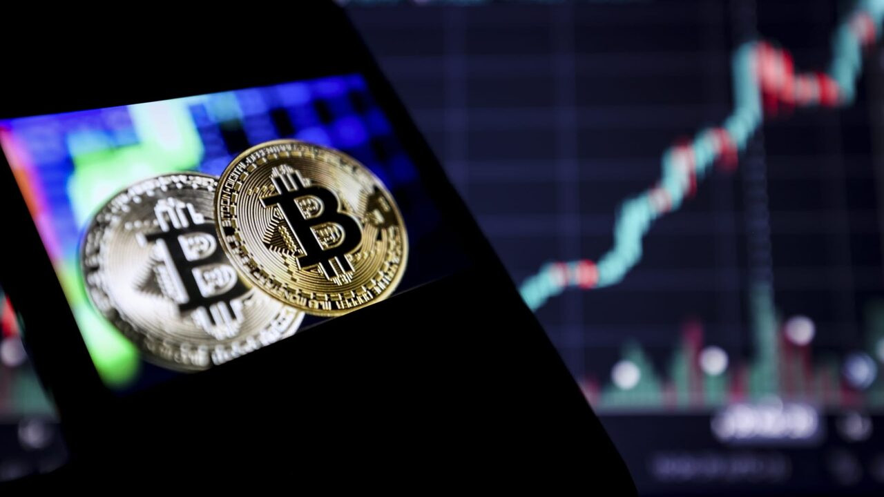 Bitcoin là gì? Hướng dẫn đầy đủ cho người mới bắt đầu