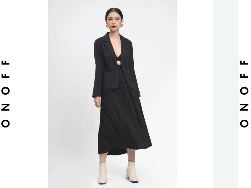 Blazer với chân váy xòe