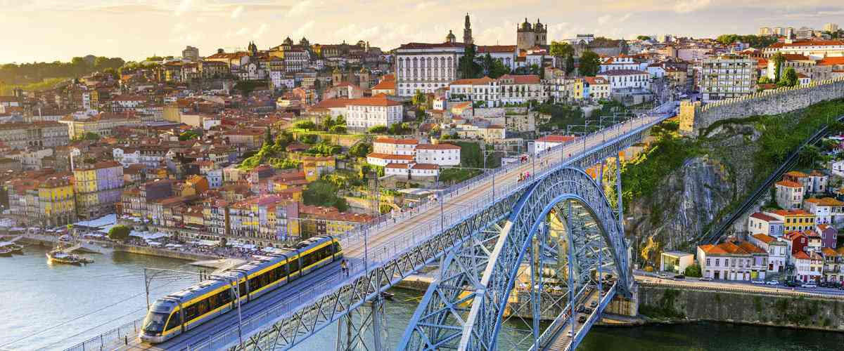NHIỀU NHÀ ĐẦU TƯ ĐĂNG KÝ CHƯƠNG TRÌNH CƯ TRÚ GOLDEN VISA – BỒ ĐÀO NHA