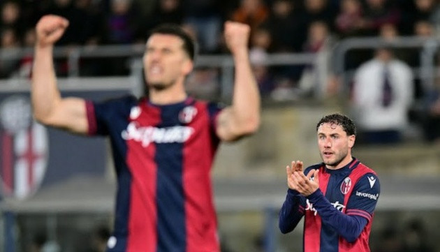 Bologna 2-1 Milan: Ngược dòng đỉnh cao; Báo động đỏ cho Conceicao