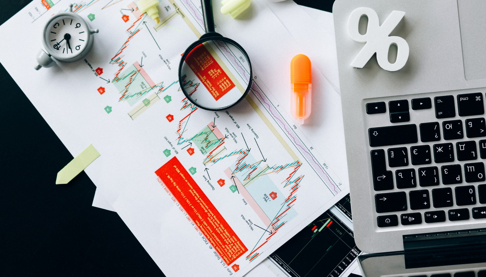 Broker là gì? Tìm hiểu về vai trò và công việc của các broker trong lĩnh vực tài chính