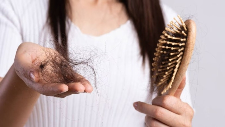 Các sản phẩm dưỡng giúp hạn chế tình trạng tóc hư tổn và gãy rụng