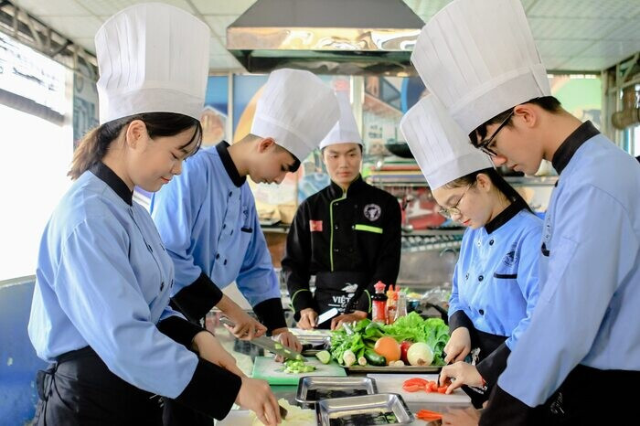 Cách quản lý hoạt động tuyển dụng nhà hàng