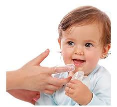 Cách rơ lưỡi cho trẻ sơ sinh