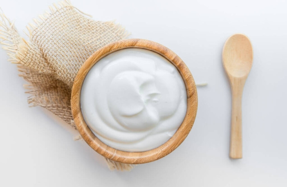 Cách trị gàu với sữa chua không đường