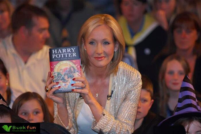 Câu chuyện truyền cảm hứng của J.K. Rowling