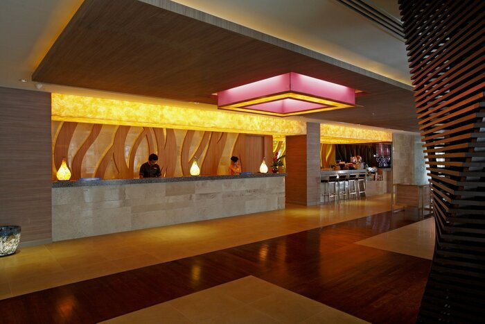 Centara Pattaya Hotel - Không gian gần gũi với thiên nhiên
