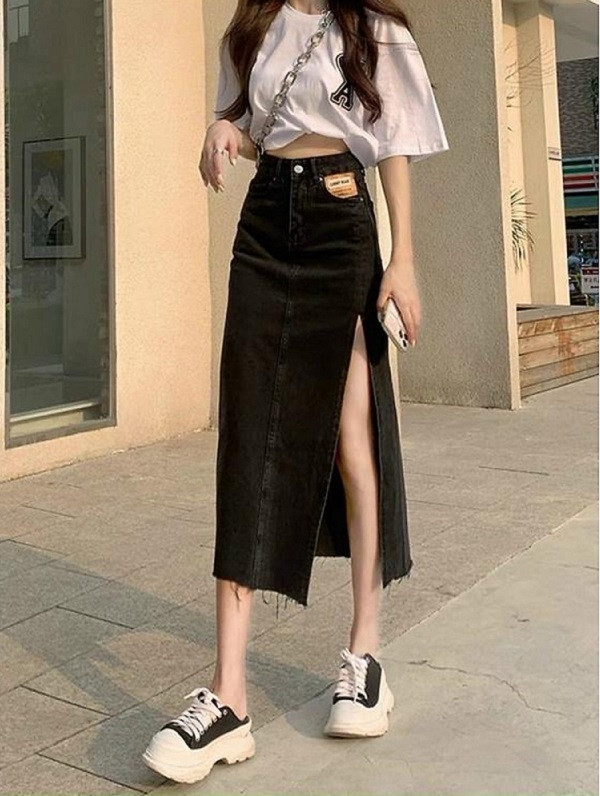 Chân váy jean dài xẻ tà bên hông