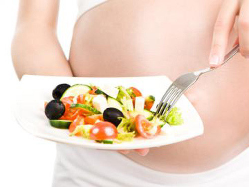 Chế độ ăn uống cần được cân bằng