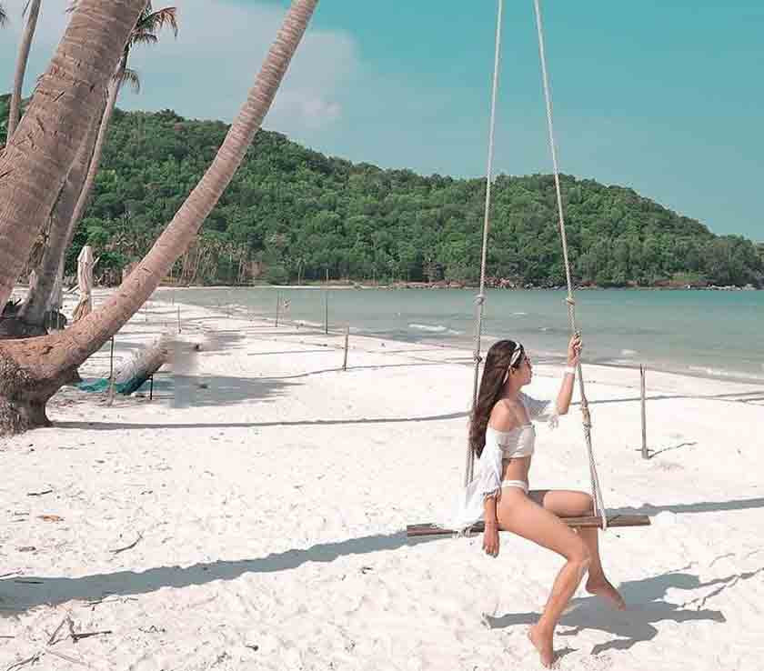 Check-in xích đu nổi tiếng Bãi Sao Phú Quốc