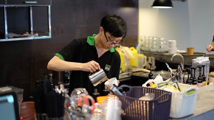 Chi phí thuê nhân viên quán Aha Cafe