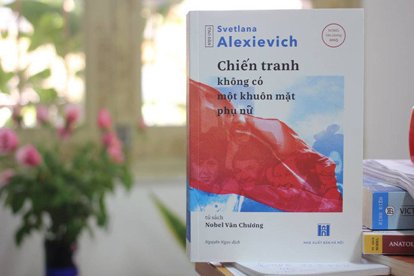 Chiến Tranh Không Có Khuôn Mặt Phụ Nữ của Svetlana Alexievich