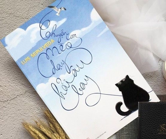 Chuyện con mèo dạy hải âu bay - Luis Sepúlveda