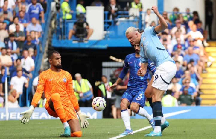 Paul Merson và Chris Sutton bất đồng về dự đoán kết quả trận Man City vs Chelsea