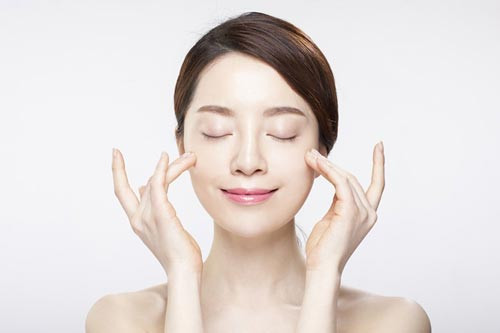 Essence là gì? Vai trò của essence trong việc dưỡng da