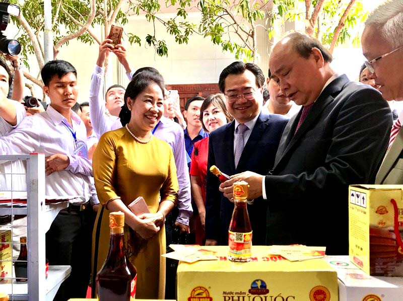 Top 10 Nhà Thùng Nước Mắm Truyền Thống Phú Quốc Ngon