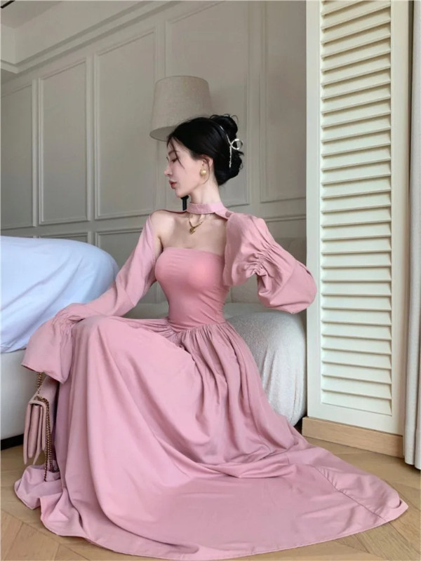 Đầm công chúa tay dài giúp bạn tạo ấn tượng nổi bật trong bữa tiệc