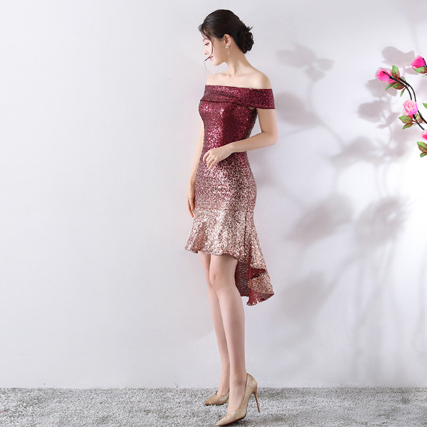 Đầm đuôi cá ngắn mang vẻ đẹp trẻ trung và năng động.