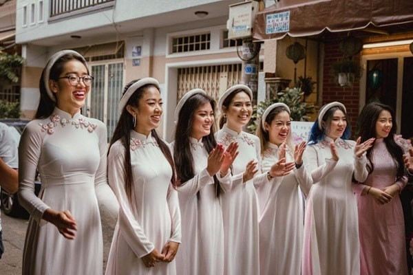 Đầm phụ dâu giá rẻ tại Min’s Bridal