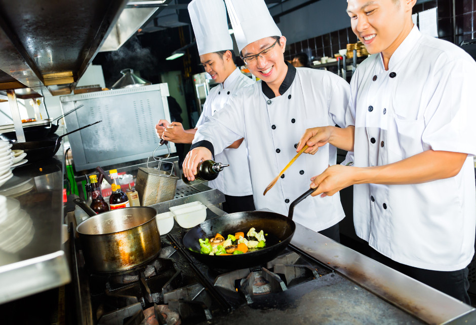[Cập Nhật] Thông Tin Việc Làm Tháng 06.2024 – Nhà Hàng & Khách Sạn