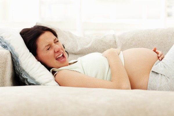 16 triệu chứng bất thường nguy hiểm mẹ bầu chớ bỏ qua
